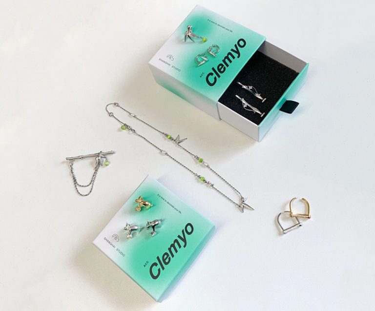 Green necklace drawer boxes